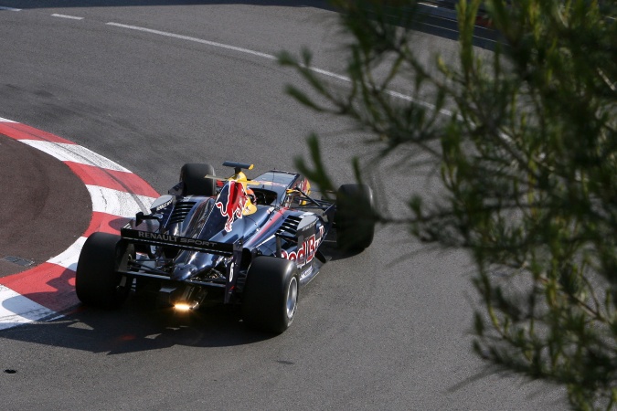 Photo: Robert Wickens - Carlin Motorsport - Dallara T08 - Renault