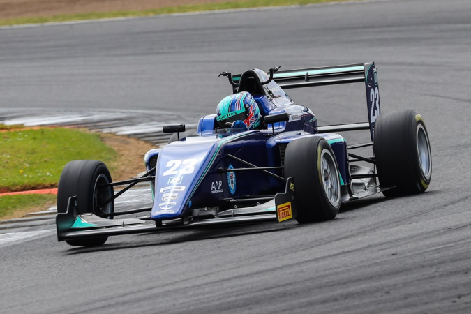 Photo: Billy Monger - Carlin Motorsport - Tatuus MSV F3-016 - Cosworth