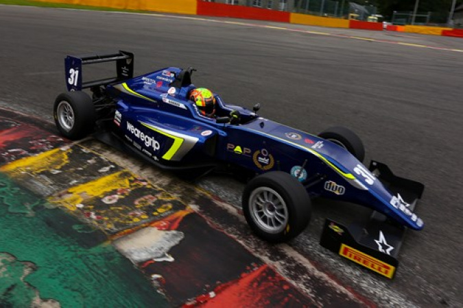 Photo: Lando Norris - Carlin Motorsport - Tatuus MSV F3-016 - Cosworth