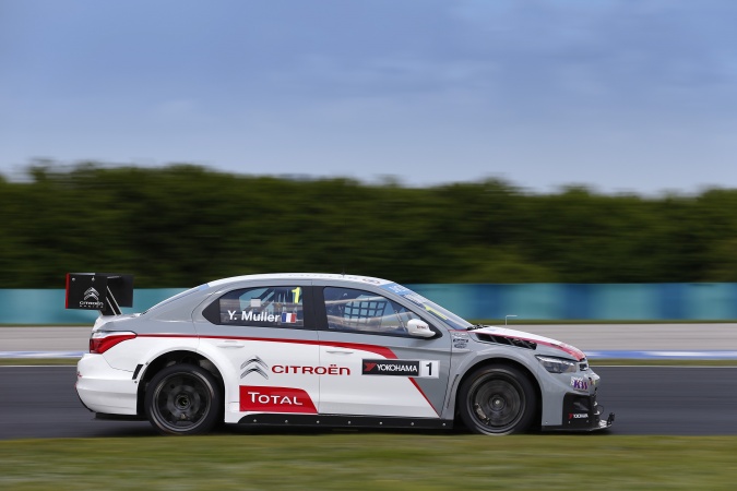 Photo: Yvan Muller - Citroën Racing - Citroën C-Elysée TC1