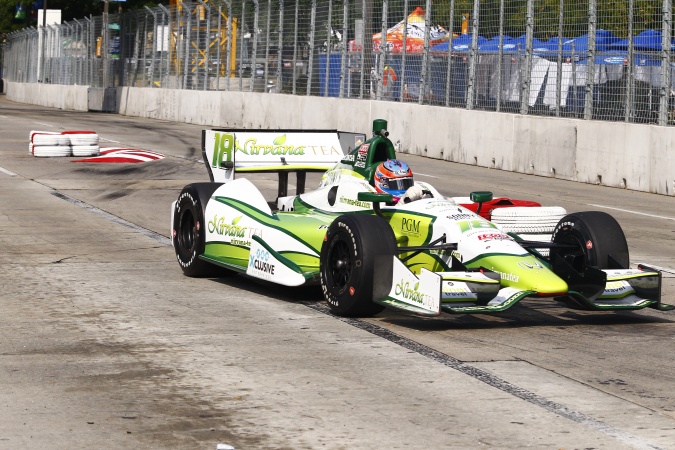 Photo: Stefan Wilson - Dale Coyne Racing - Dallara DW12 - Honda