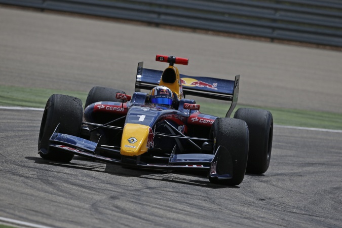Photo: Carlos jr. Sainz - DAMS - Dallara FR35-12 - Renault
