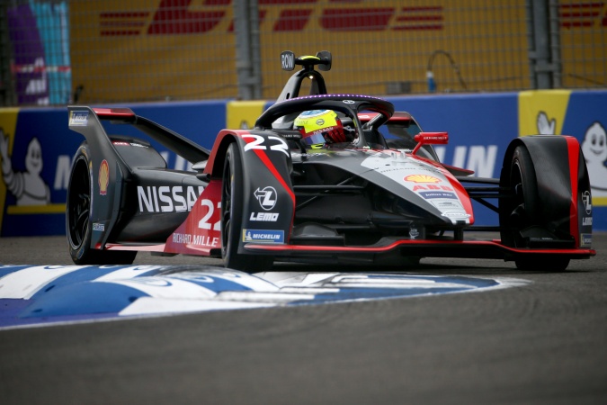 Photo: Oliver Rowland - DAMS - Spark SRT 05E - Nissan