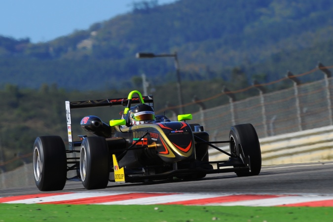 Photo: Nicolas Pohler - Dav Racing - Dallara F308 - Toyota