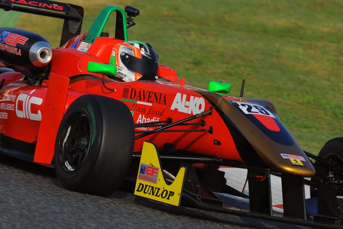 Photo: Igor Urien - Dav Racing - Dallara F312 - Toyota