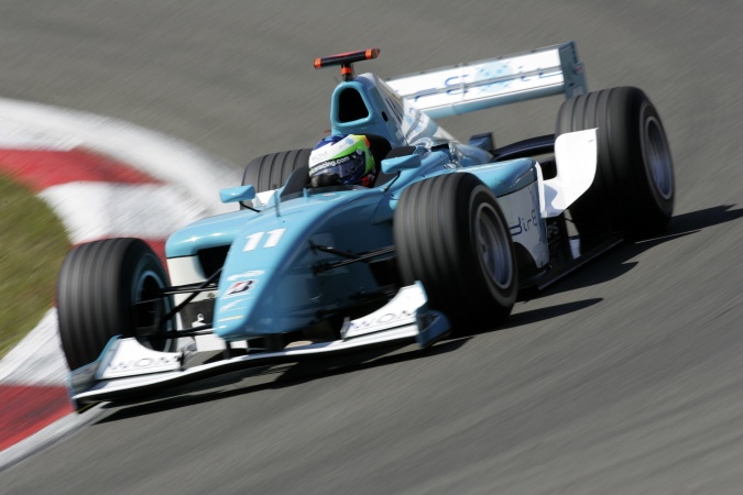 Photo: Olivier Pla - David Price Racing - Dallara GP2/05 - Renault