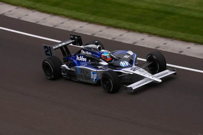 Photo: Davey Hamilton - de Ferran Dragon Racing - Dallara IR-05 - Honda