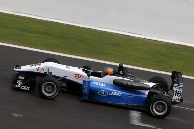 Photo: Tatiana Calderon - Double R Racing - Dallara F312 - AMG Mercedes