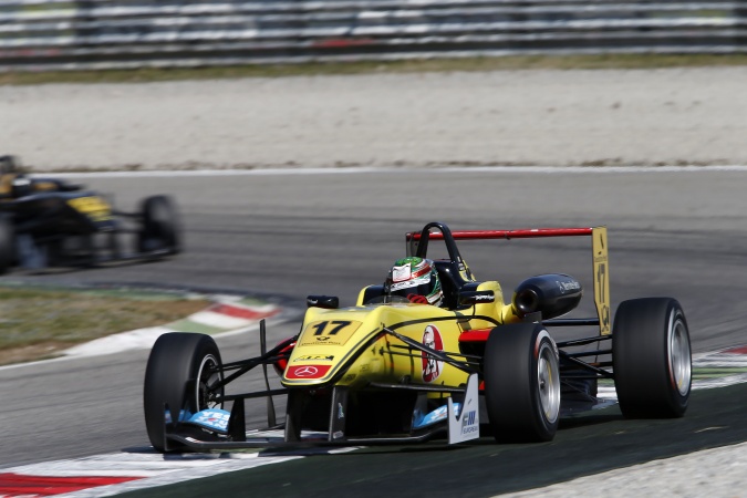 Photo: Antonio Giovinazzi - Double R Racing - Dallara F312 - AMG Mercedes