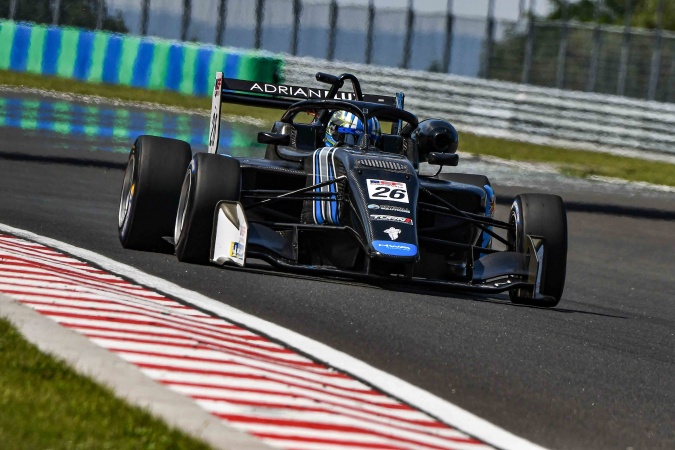 Photo: Ayrton Simmons - Double R Racing - Dallara F320 - HWA Mercedes