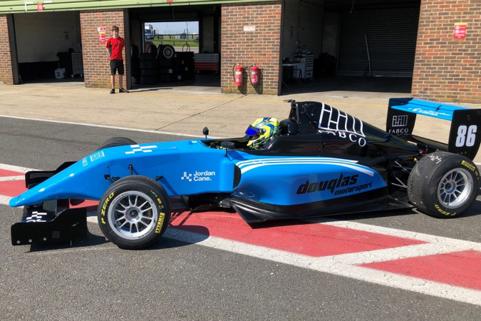 Photo: Jordan Cane - Douglas Motorsport - Tatuus MSV F3-016 - Cosworth