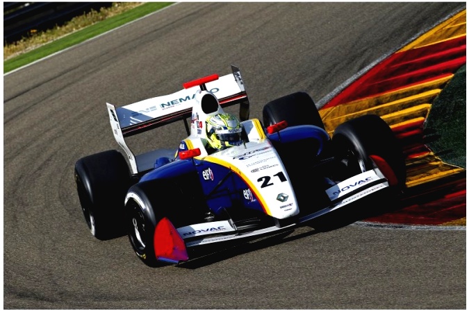 Photo: Nico Müller - Draco Racing - Dallara FR35-12 - Renault