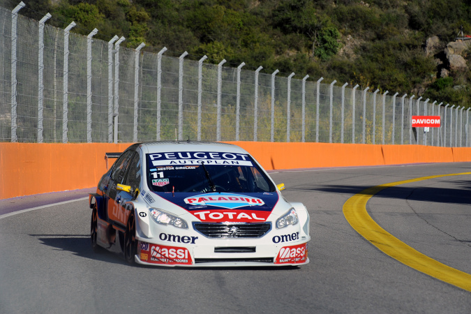 Photo: Néstor Bebu Girolami - DTA Racing - Peugeot 408 RPE V8