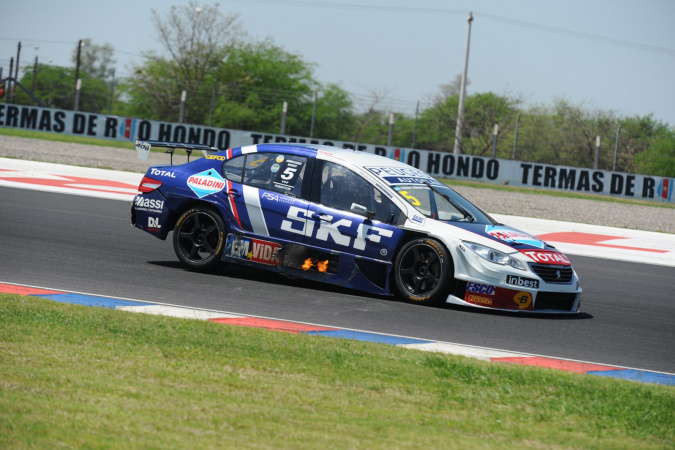 Photo: Fabián Yannantuoni - DTA Racing - Peugeot 408 RPE V8