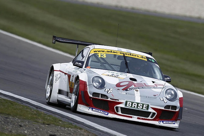 Photo: Oliver Strasser - Dutt Motorsport - Porsche 911 GT3 R (997)