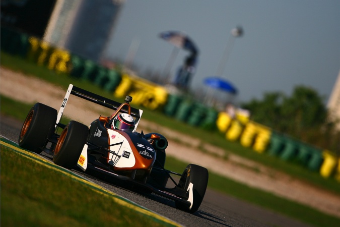 Photo: Lucas de la Vega - EMB Racing - Dallara F399 - Berta