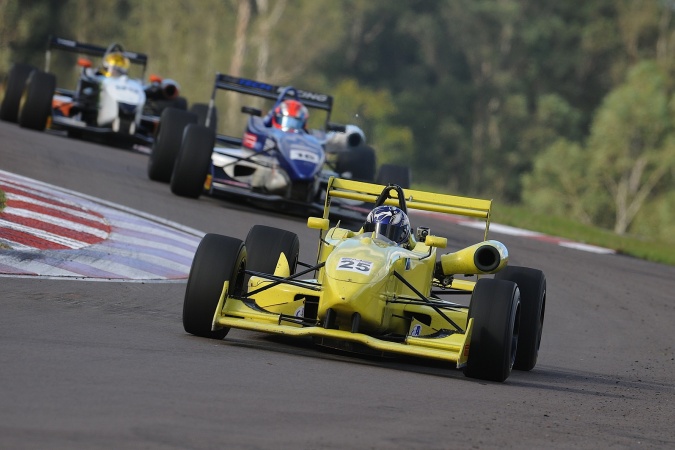 Photo: Gabriel Kenji - EMB Racing - Dallara F399 - Berta