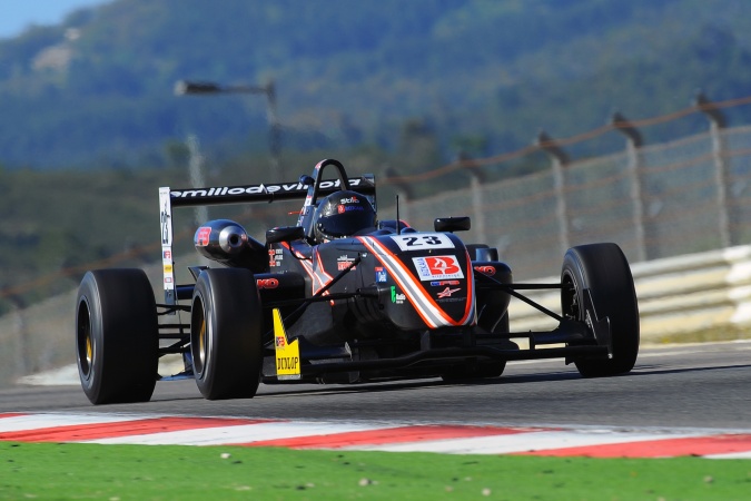 Photo: Igor Urien - EmiliodeVillota Motorsport - Dallara F308 - Toyota
