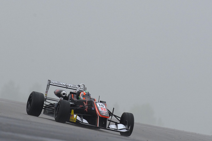 Photo: Igor Urien - EmiliodeVillota Motorsport - Dallara F312 - Toyota