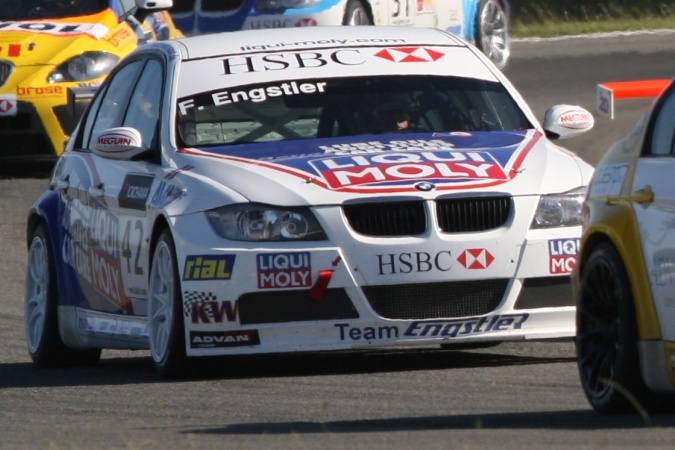 Photo: Franz Engstler - Engstler Motorsport - BMW 320si (E90)