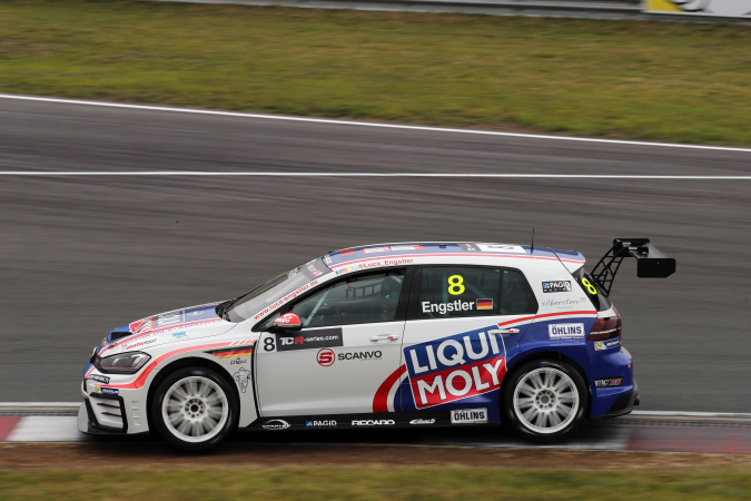Photo: Luca Engstler - Engstler Motorsport - Volkswagen Golf GTI TCR
