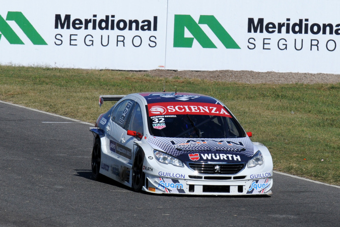 Photo: Lucas Colombo Russell - Escudería FE - Peugeot 408 RPE V8