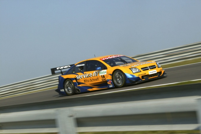Photo: Jeroen Bleekemolen - Euroteam - Opel Vectra GTS DTM (2004)