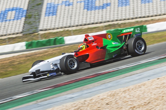 Photo: Armando Parente - FA1 Team Portugal (Team Ghinzani) - Lola B05/52 - Zytek