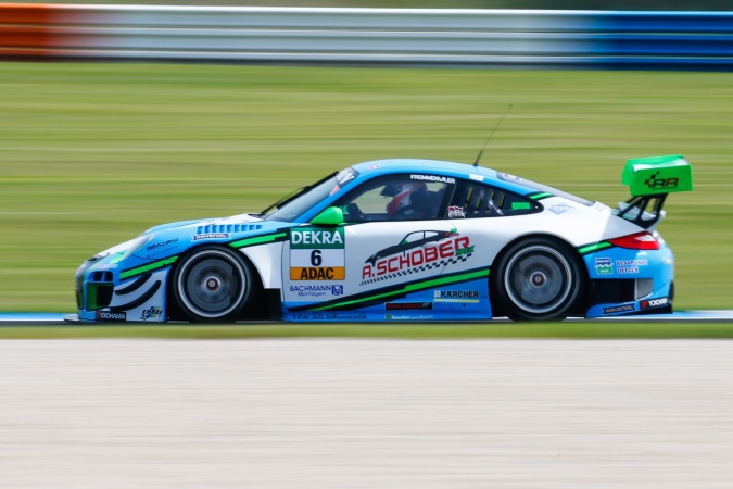 Photo: Philipp FrommenwilerSebastian Asch - Farnbacher Racing - Porsche 911 GT3 R (997)