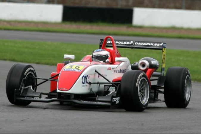 Photo: Daniel McKenzie - Fortec Motorsport - Dallara F305 - Mugen Honda