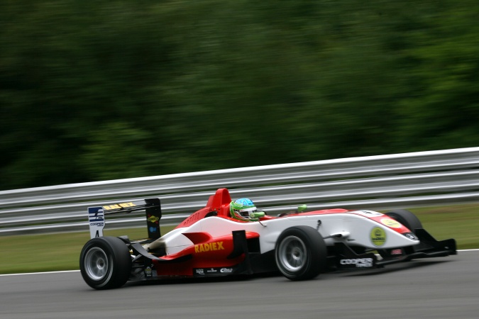 Photo: Lucas Foresti - Fortec Motorsport - Dallara F308 - AMG Mercedes