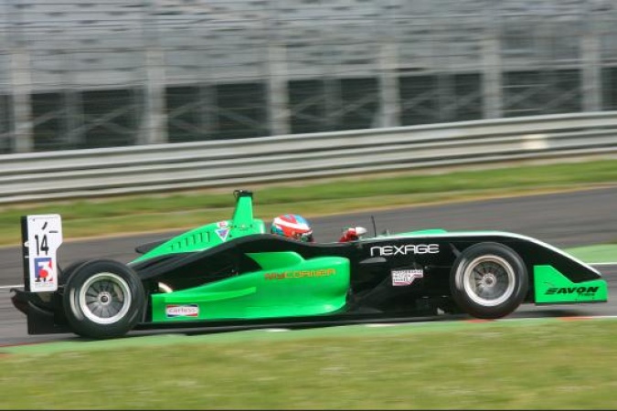 Photo: Philip Major - Fortec Motorsport - Dallara F308 - AMG Mercedes