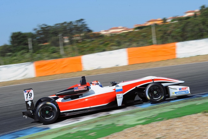 Photo: Yan Leon Shlom - Fortec Motorsport - Dallara F312 - Toyota
