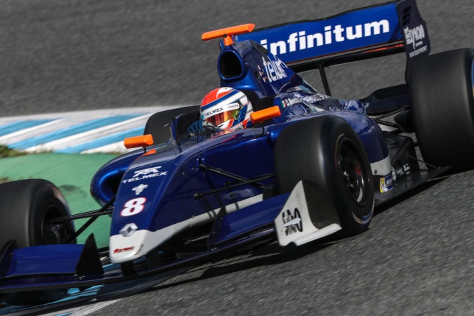 Photo: Diego Menchaca - Fortec Motorsport - Dallara FR35-12 - Renault