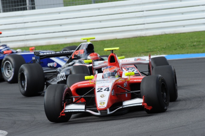 Photo: Jon Lancaster - Fortec Motorsport - Dallara T08 - Renault