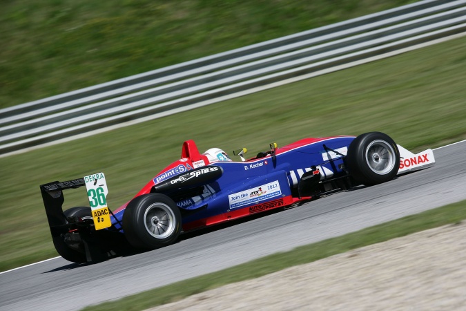 Photo: Dominik Kocher - Franz Wöss Racing - Dallara F305 - OPC Opel