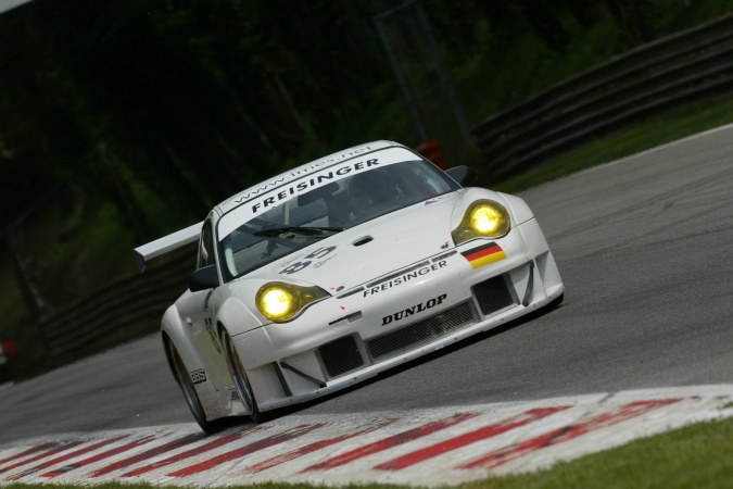 Photo: Romain Dumas - Freisinger Motorsport - Porsche 911 GT3-RSR (996)