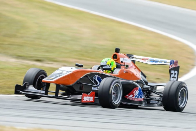 Photo: Will Owen - Giles Motorsport - Tatuus FT50 - Toyota