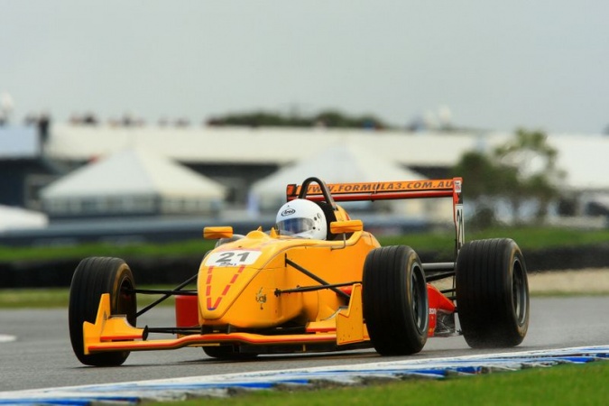 Photo: Graeme Holmes - Graeme Holmes - Dallara F302 - Spiess Opel