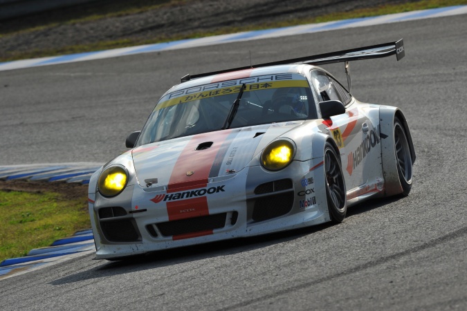 Photo: Masami KageyamaTomonobu Fujii - Team KTR - Porsche 911 GT3 RSR (997)