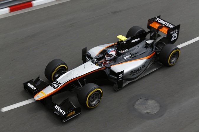 Photo: Johnny, jr. Cecotto - Hilmer Motorsport - Dallara GP2/11 - Mecachrome