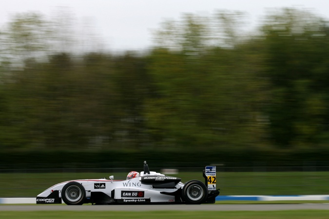 Photo: Kotaro Sakurai - Hitech Racing - Dallara F305 - Mugen Honda