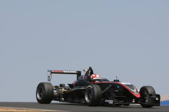 Photo: Walter Grubmüller - Hitech Racing - Dallara F308 - AMG Mercedes