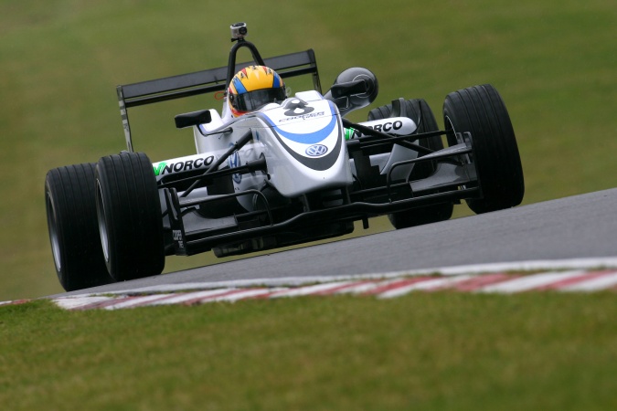Photo: Max Snegirev - Hitech Racing - Dallara F308 - Volkswagen