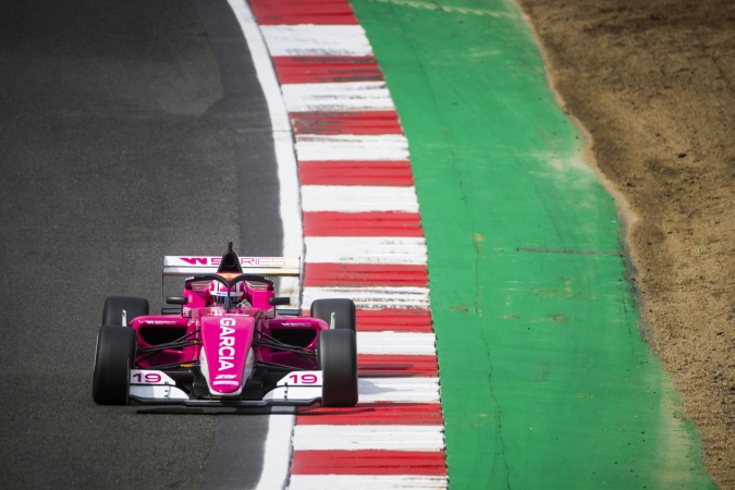 Photo: Marta García - Hitech Racing - Tatuus F3 T-318 - Alfa Romeo