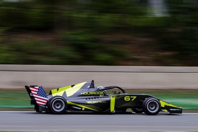 Photo: Shea Holbrook - Hitech Racing - Tatuus F3 T-318 - Alfa Romeo