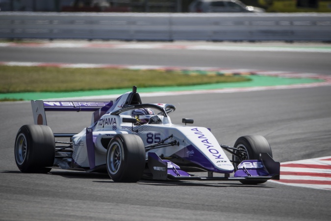 Photo: Miki Koyama - Hitech Racing - Tatuus F3 T-318 - Alfa Romeo