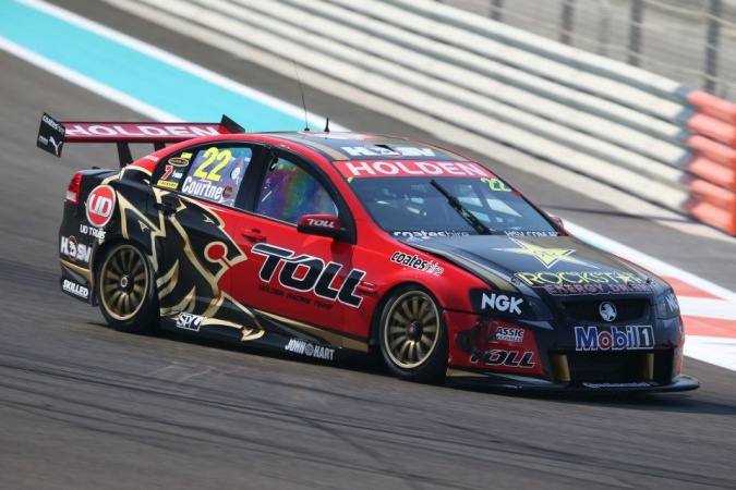 Photo: James Courtney - Walkinshaw Racing - Holden Commodore VE