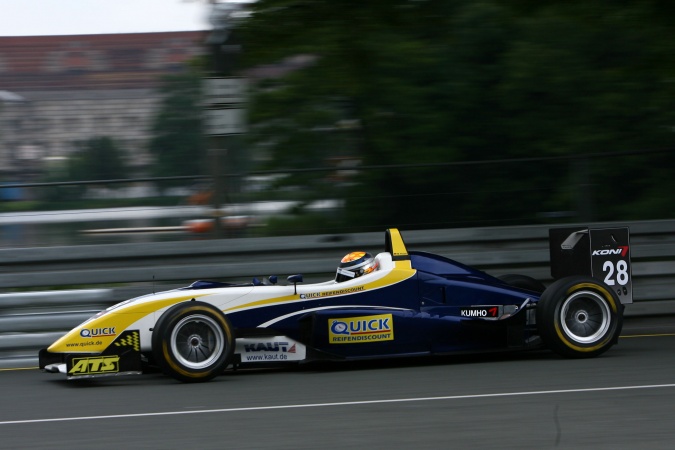 Photo: Marco Holzer - Holzer Rennsport - Dallara F305 - OPC Opel