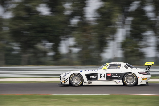 Photo: Nico Verdonck - HTP Motorsport - Mercedes SLS AMG GT3
